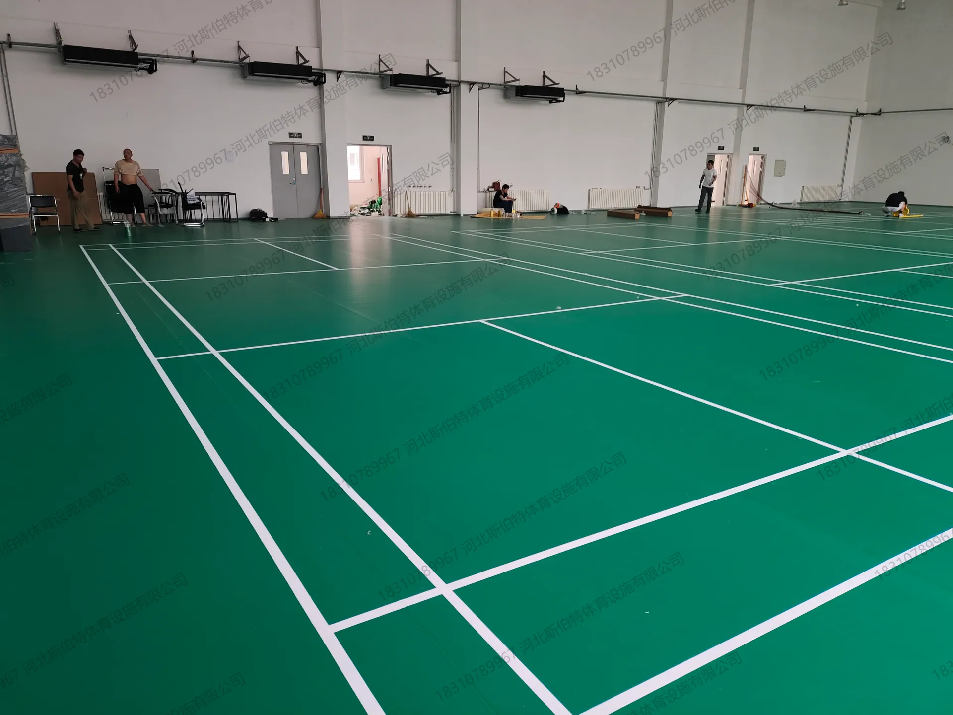羽毛球馆绿色PVC运动地板完工面层效果