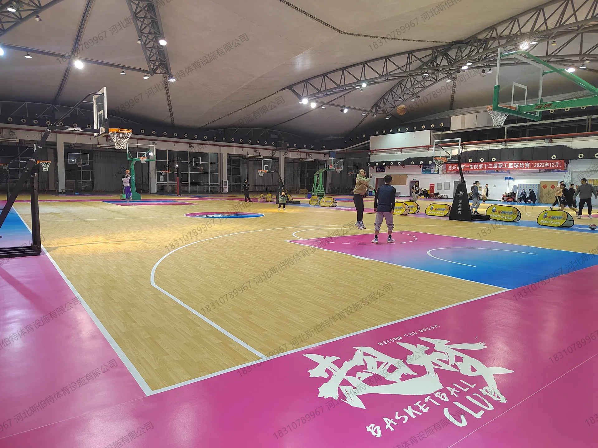 嘉兴极动体育会展中心2680平方米枫木定制运动木地板案例 - 第 6 张