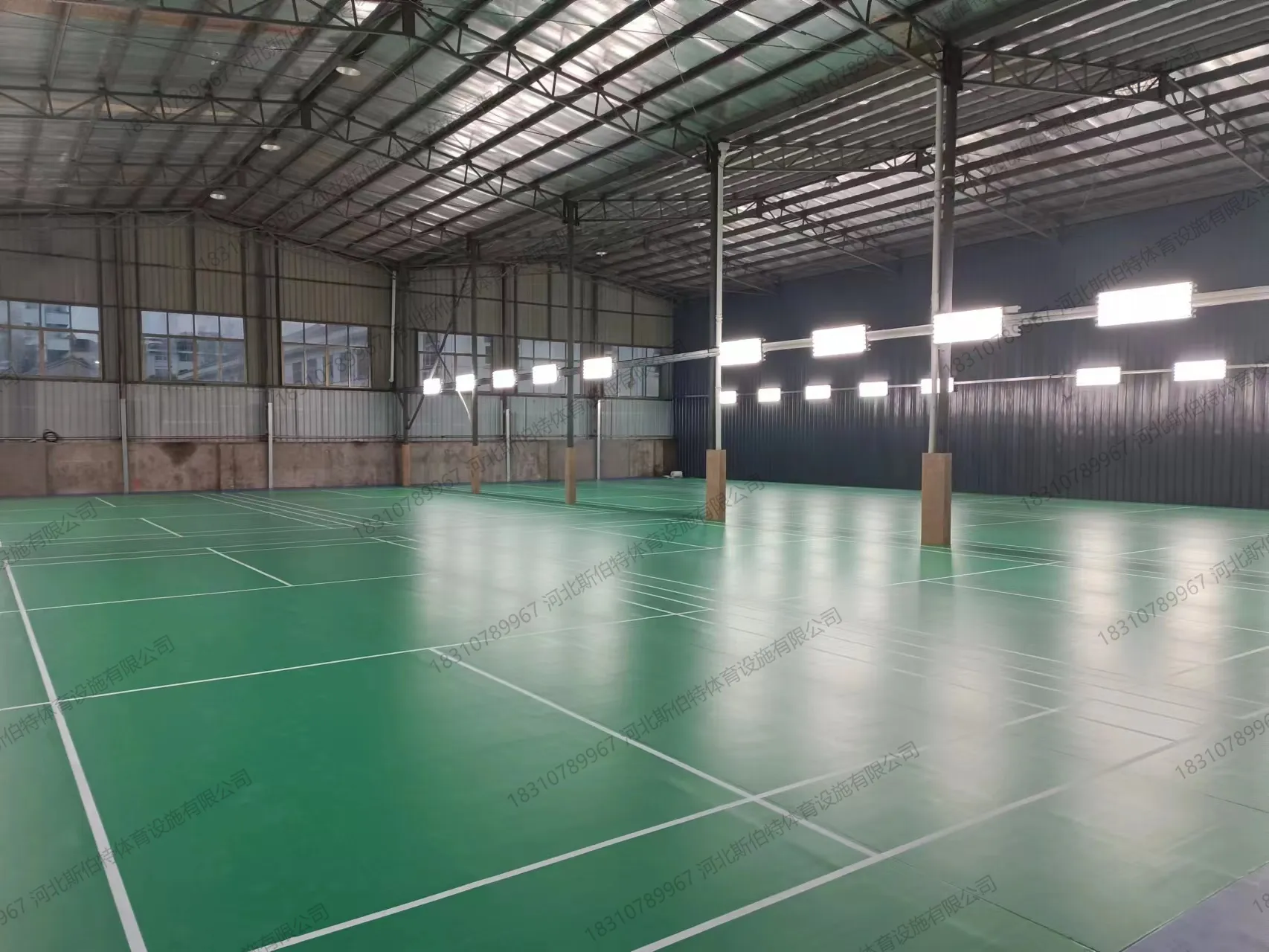 浙江金华婺城区1050平方米双胶合板单龙骨4.5宝石纹地胶运动木地板案例 - 第 8 张